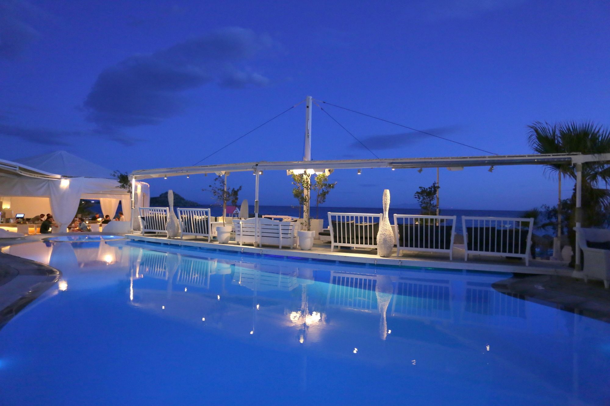 Mykonos Dove Beachfront Hotel Platys Gialos  Exterior photo