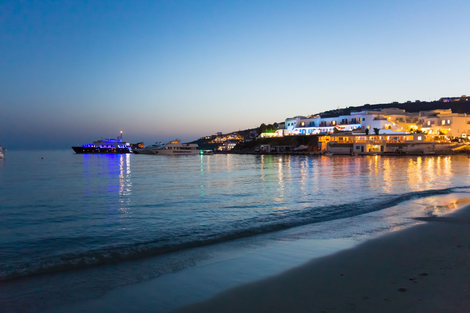 Mykonos Dove Beachfront Hotel Platys Gialos  Exterior photo